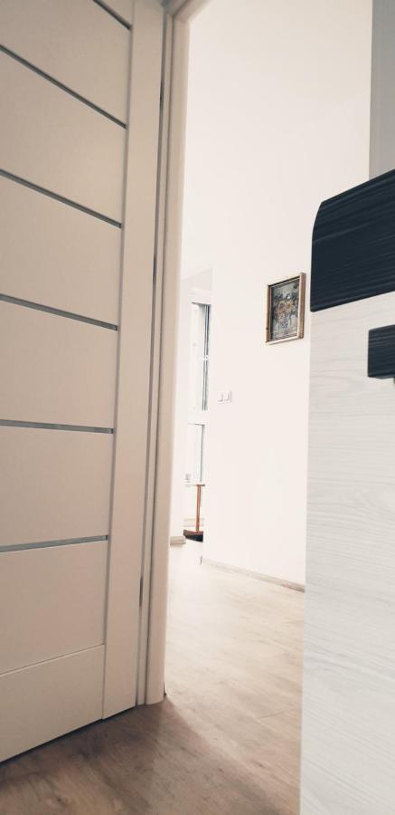 לודז' Primo Apartments Tramwajowa 17B מראה חיצוני תמונה